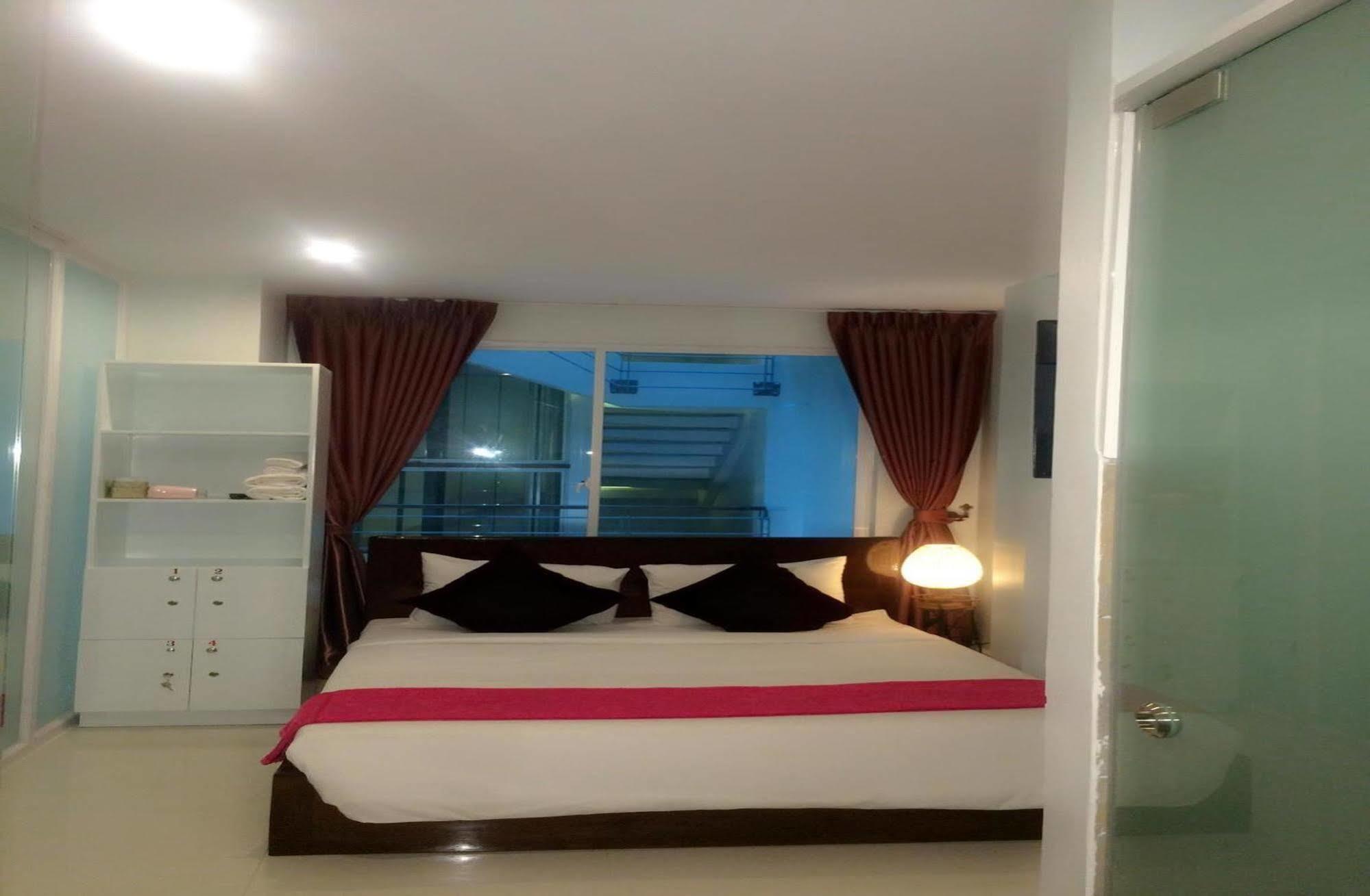Richly Boutique Hotel بنوم بنه المظهر الخارجي الصورة